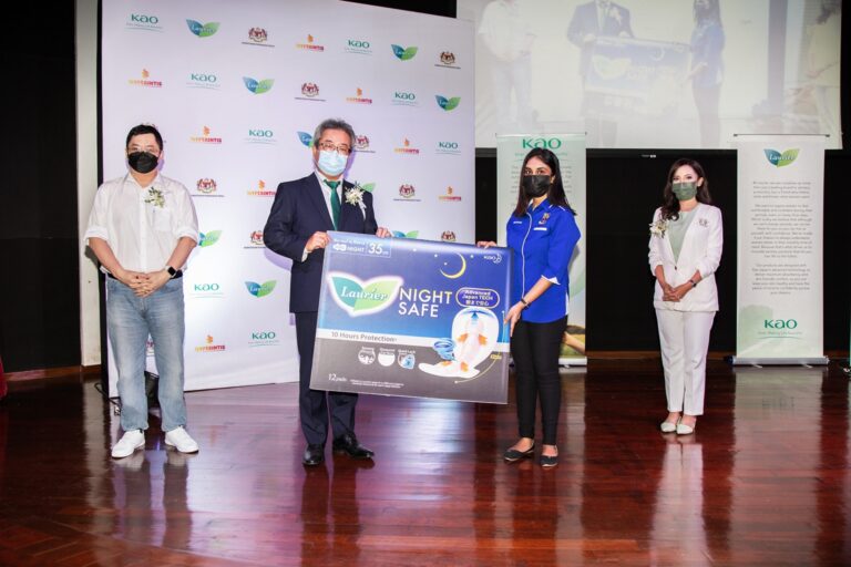 Tuala wanita bernilai RM150,000 bantu 20,000 pelajar B40, atasi kemiskinan haid