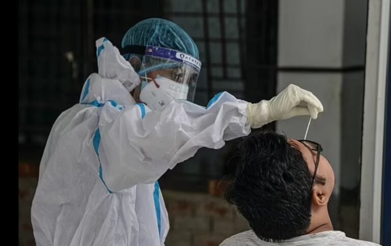 3 kematian Covid-19, 37 di ICU dengan alat bantuan pernafasan