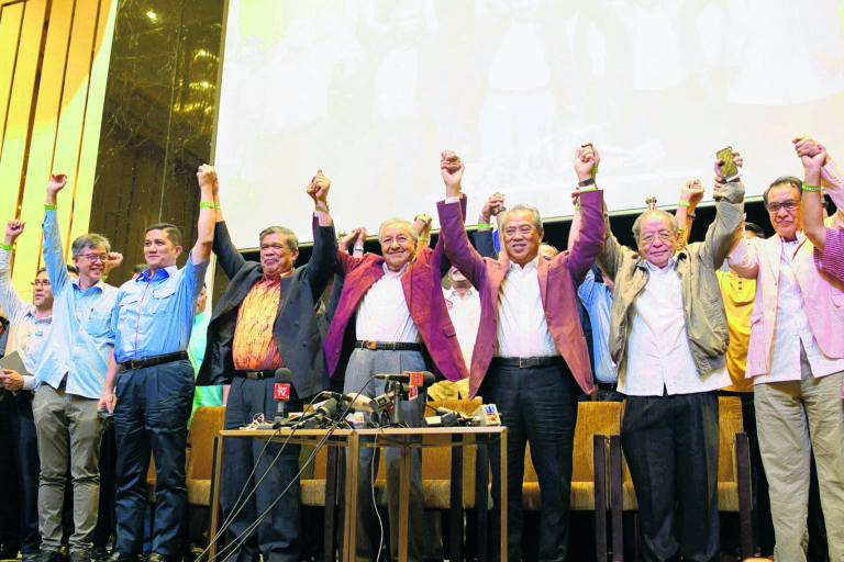 Perubahan politik, lompat-melompat dan pertukaran kerusi sejak PRU14 sehingga Langkah Sheraton