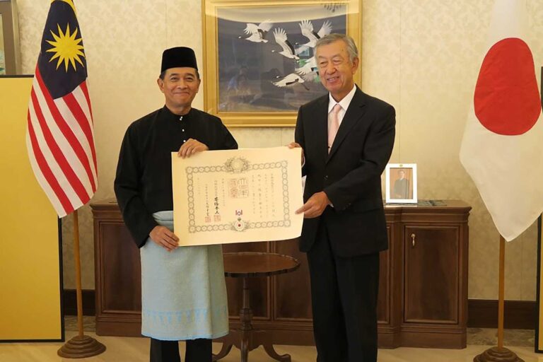 Zulkifli anak Melayu pertama wakili bank Jepun di Malaysia