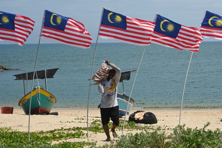 Apa keutamaan kita: parti politik atau negara?