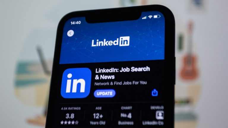 Seberapa pentingkah untuk mengemas kini profil LinkedIn?