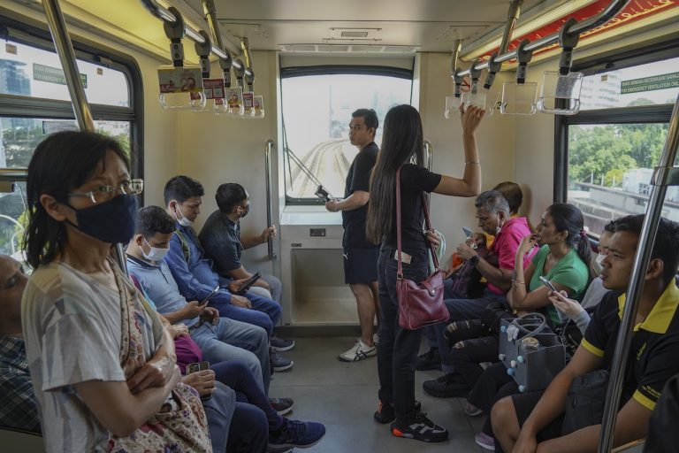 Baik buruk peningkatan gaji minimum