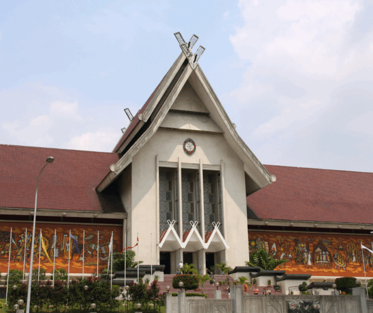Semarakkan jiwa merdeka anda dengan melawat 6 muzium ini
