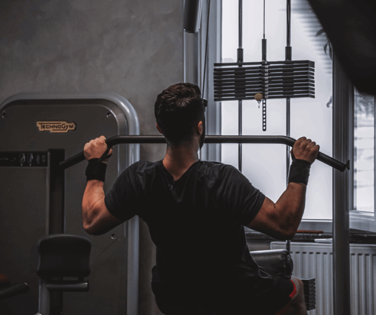 7 cara elak kecederaan ketika di gim
