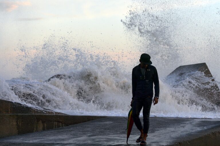 Apa yang kita tahu mengenai ribut tropika Senyar